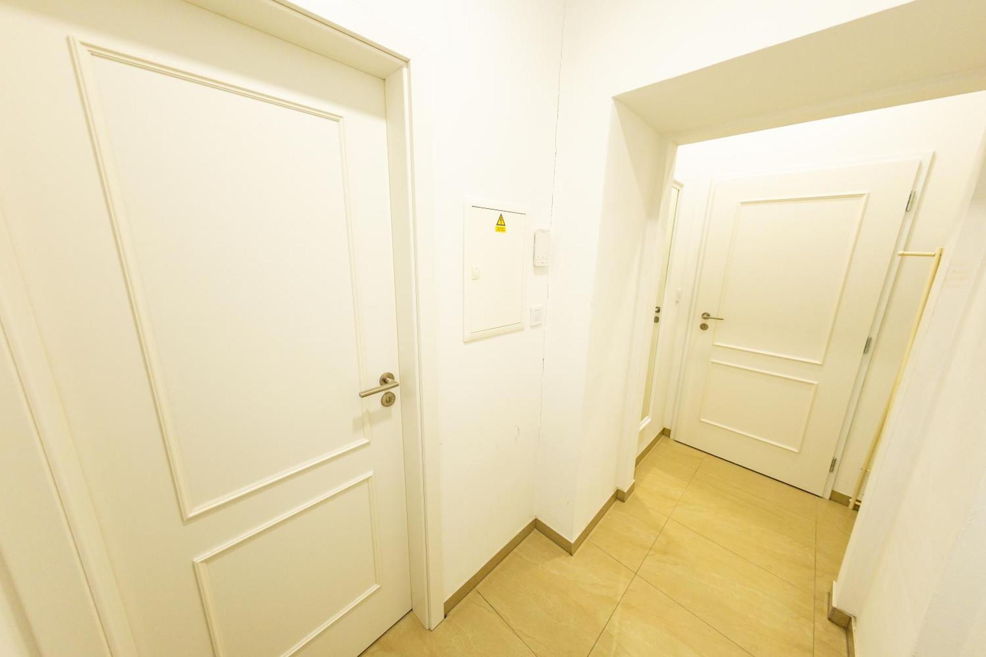 Wenceslas Square Apartment Прага Екстериор снимка